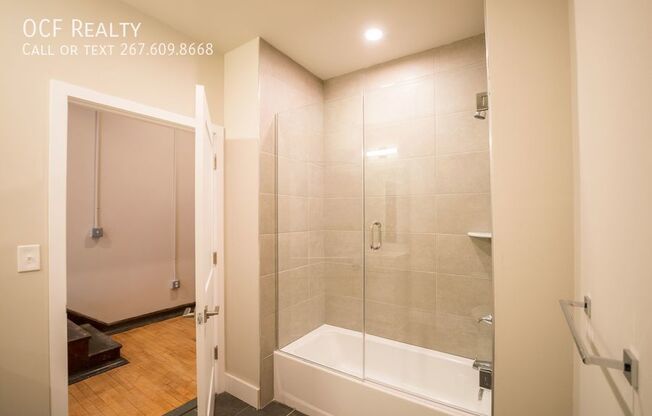 Studio, 1 bath, 451 sqft, $1,279