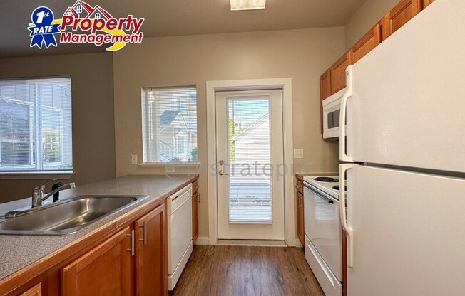 250 W MALLARD DR