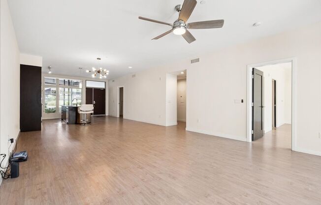 2 beds, 2 baths, $2,195, Unit Unit 102
