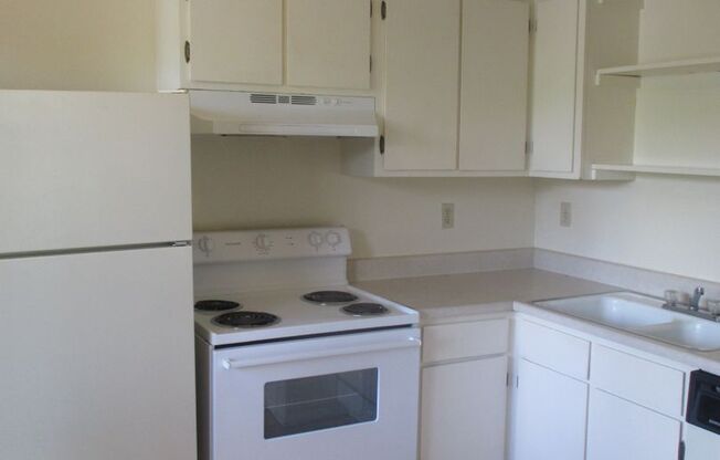 2200 Canyon