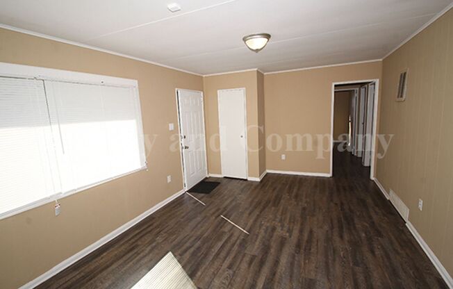 Welcome to 1222 Canfield Ave in Memphis, TN!