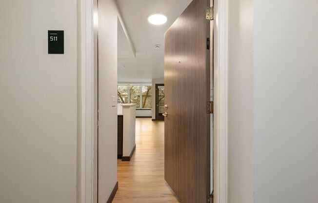 1 bed, 1 bath, 634 sqft, $2,445, Unit 511