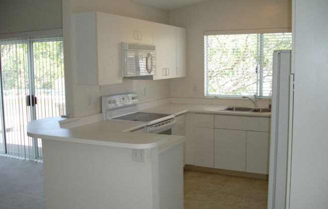 2 beds, 2 baths, $2,950, Unit # 25C