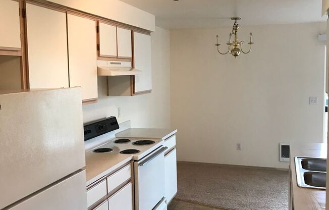 2 beds, 2 baths, 1,100 sqft, $1,500, Unit 1901