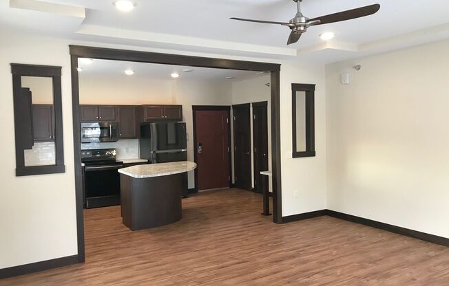 1 bed, 1 bath, 825 sqft, $1,395