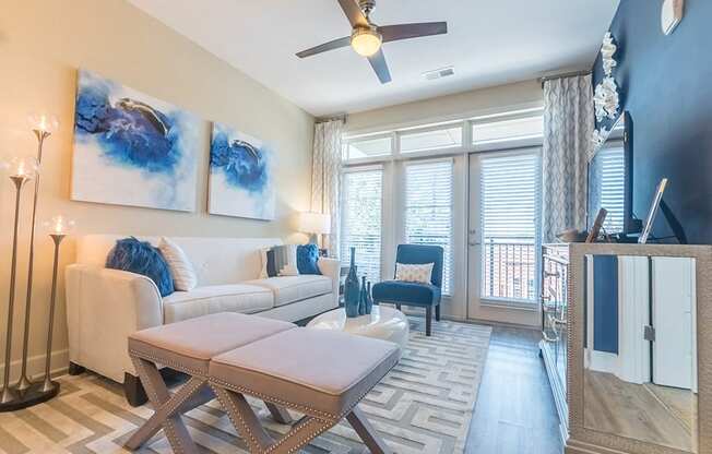 Ceiling Fan In Living Room at Link Apartments® West End, Greenville