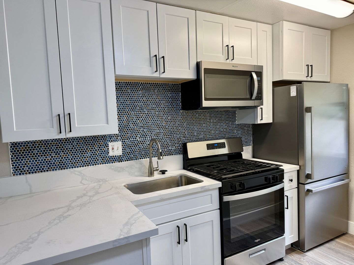 San Diego area/ Lemon Grove Renovated 1 bedroom in quiet neighborhood with Parking - MUST SEE this great apartment home