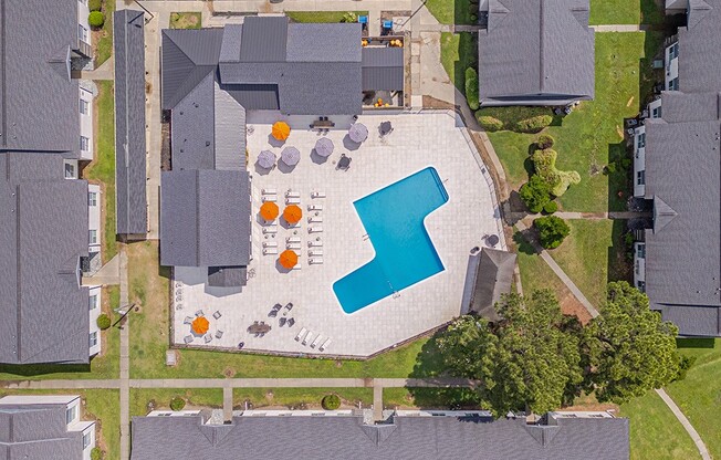 Elevate your lifestyle at Crossings @ 501 Apartments, where a resort-style pool awaits. Lounge in the sun or enjoy a refreshing swim in your private oasis. Don’t miss out—schedule your tour today and see the potential for your new home!