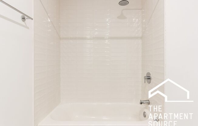 2 beds, 2 baths, $2,795, Unit 208