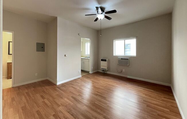 COR - 733 S. Coronado St