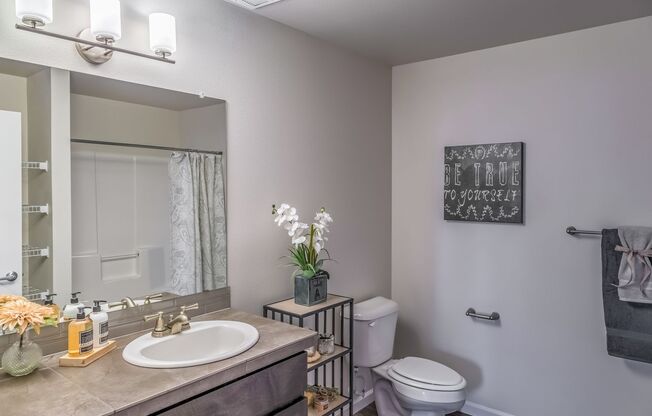 2 beds, 2 baths, 1,028 sqft, $1,900, Unit 20-250