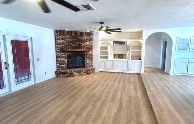 Serene 3 Bedroom 1.5 Bath with Pool and Solar
