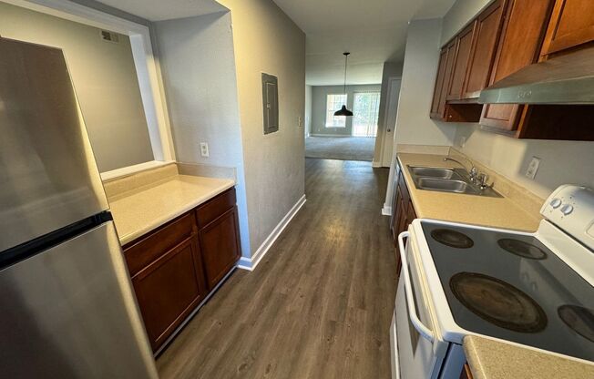 2 bed 2 bath garden unit at Avery Close!