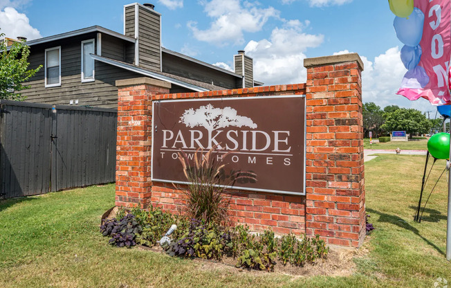 Look and Lease Special!