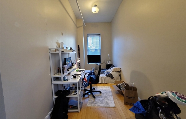 37 Temple Pl