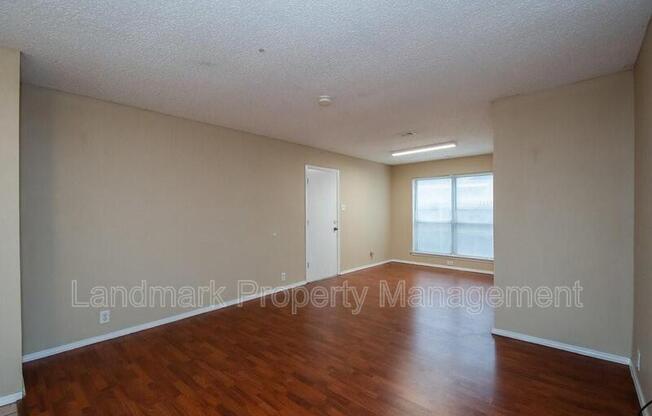 704 THOMAS CHAPEL DR