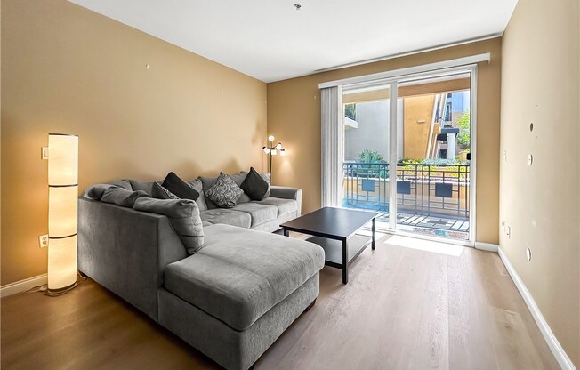 360 W Avenue 26