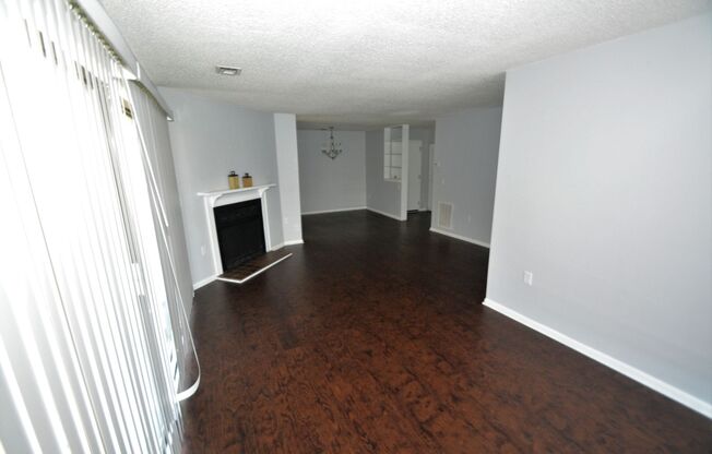 2 beds, 2 baths, $1,295