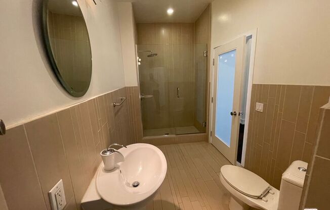 1 bed, 1 bath, 807 sqft, $2,712, Unit 1115