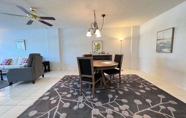 2 Bed 2 Bath Condo Just Steps From The Ocean In East Pompano Beach!!!