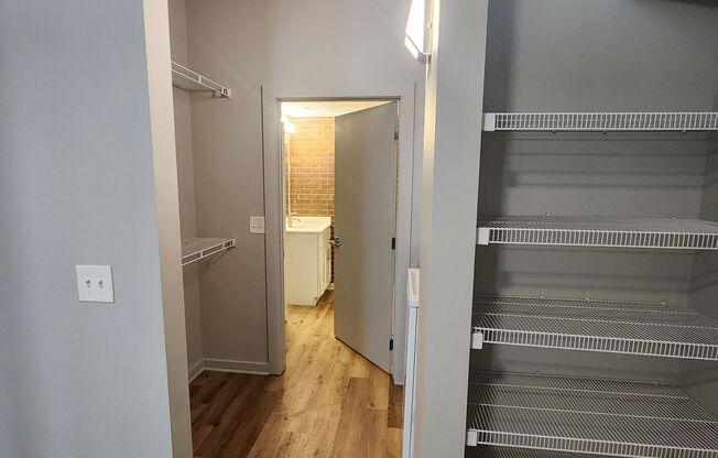 1 bed, 1 bath, 615 sqft, $1,195, Unit Unit 211