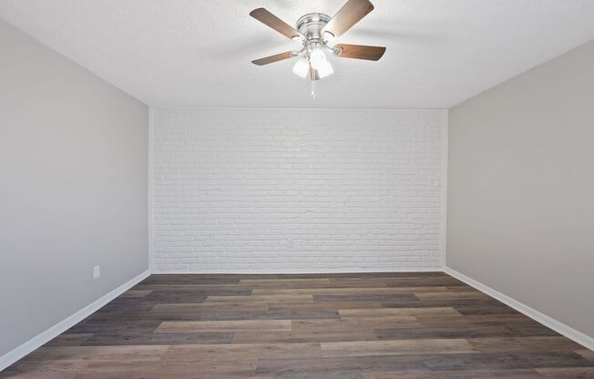 1 bed, 1 bath, 685 sqft, $1,425, Unit E01