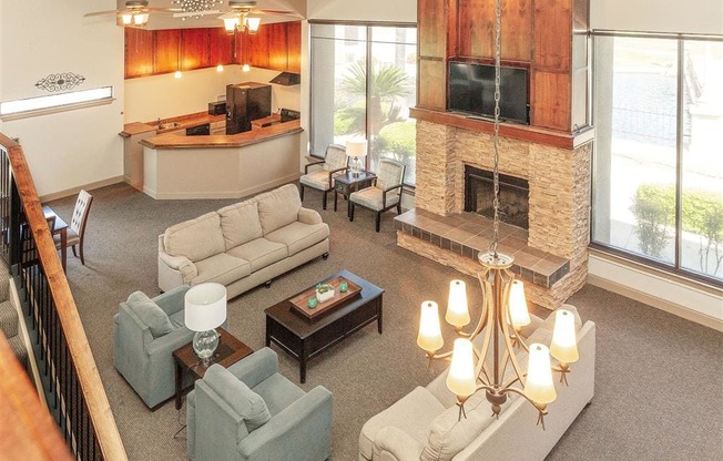 Aerial View Of Resident Lounge at Heron Pointe Apartments & Townhomes, California, 93711