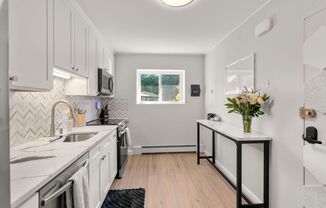 Renovated - Parking - Laundry - Pool