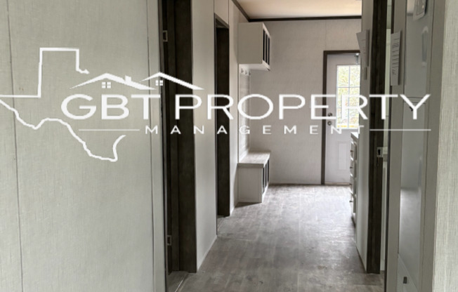 3 beds, 2 baths, 1,568 sqft, $1,600, Unit 700 Alaska St.