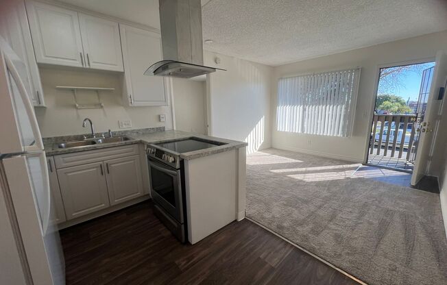 1 bed, 1 bath, 500 sqft, $2,025, Unit 08