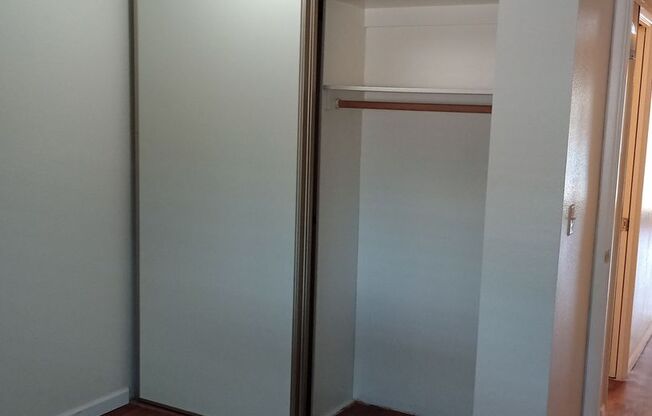 1 bed, 1 bath, 525 sqft, $949, Unit 151
