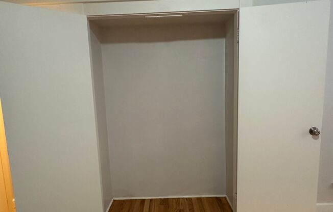 Studio, 1 bath, 280 sqft, $895, Unit 105