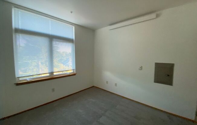1 bed, 1 bath, 630 sqft, $1,321, Unit 405
