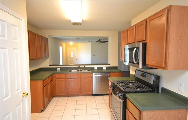 4 Bedroom 2 Bath in Horizon Park