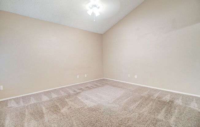 2 beds, 2 baths, 868 sqft, $1,500, Unit 1021