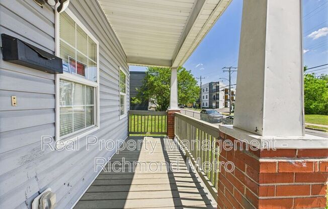 1610 N 28 ST