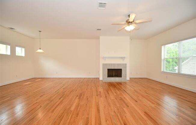 11607 MAIN ASH