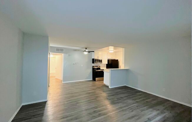 1 bed, 1 bath, 695 sqft, $1,748, Unit 308
