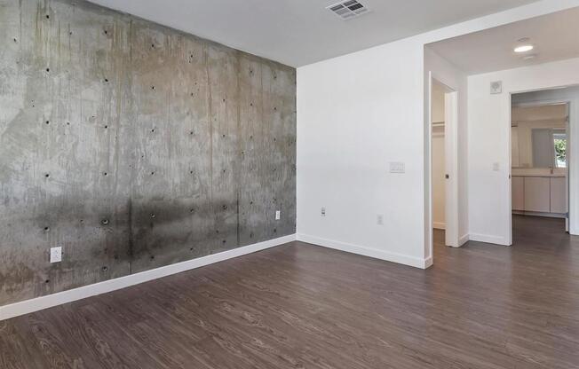 1 bed, 1 bath, 2,308 sqft, $5,600, Unit 232