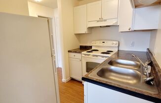 1 bed, 1 bath, 465 sqft, $625, Unit Unit 14