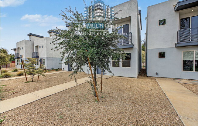 3 beds, 3.5 baths, 2,110 sqft, $3,350