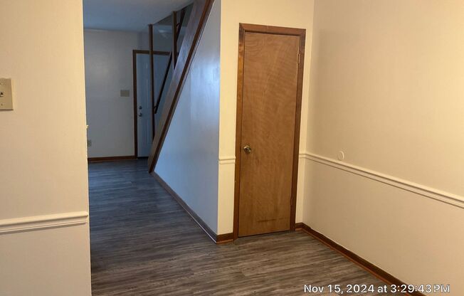 2 beds, 1.5 baths, 1,150 sqft, $1,300, Unit 01918-B