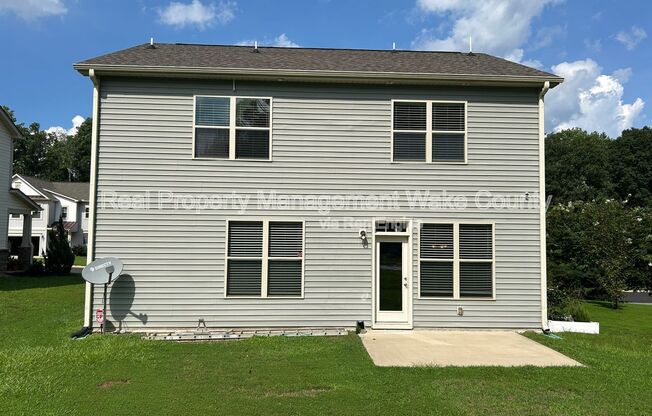 238 LYNN DR