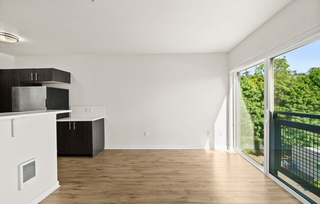 1 bed, 1 bath, 595 sqft, $1,750, Unit 202
