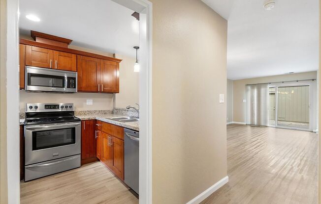 3508 Savana Lane - 3 bedroom | 1.5 bathroom | Townhouse