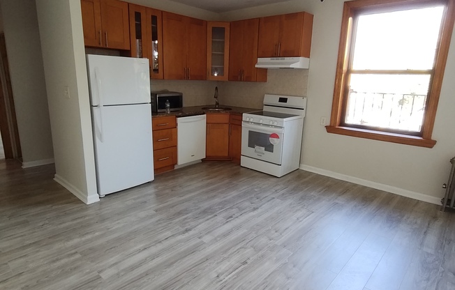 1 bed, 1 bath, $2,650