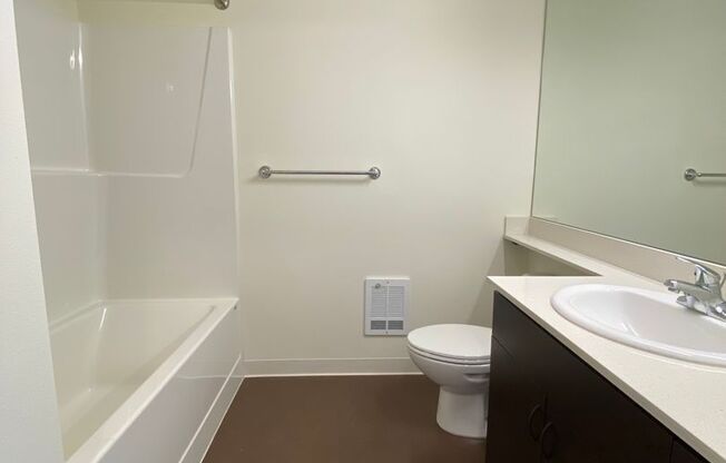 Studio, 1 bath, 407 sqft, $1,675, Unit 607