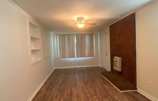 3 beds, 2 baths, $1,700