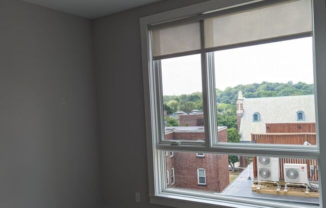 3 beds, 1 bath, 1,065 sqft, $3,800, Unit 202