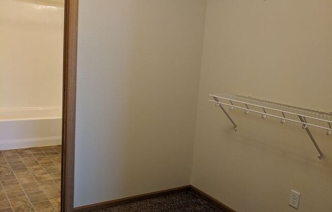 1 bed, 1 bath, 720 sqft, $1,020, Unit 5100-209